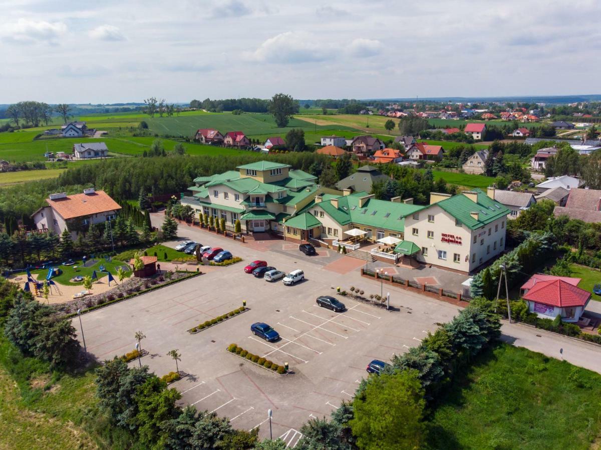 Sajmino Family House Hotel Ostroda Luaran gambar