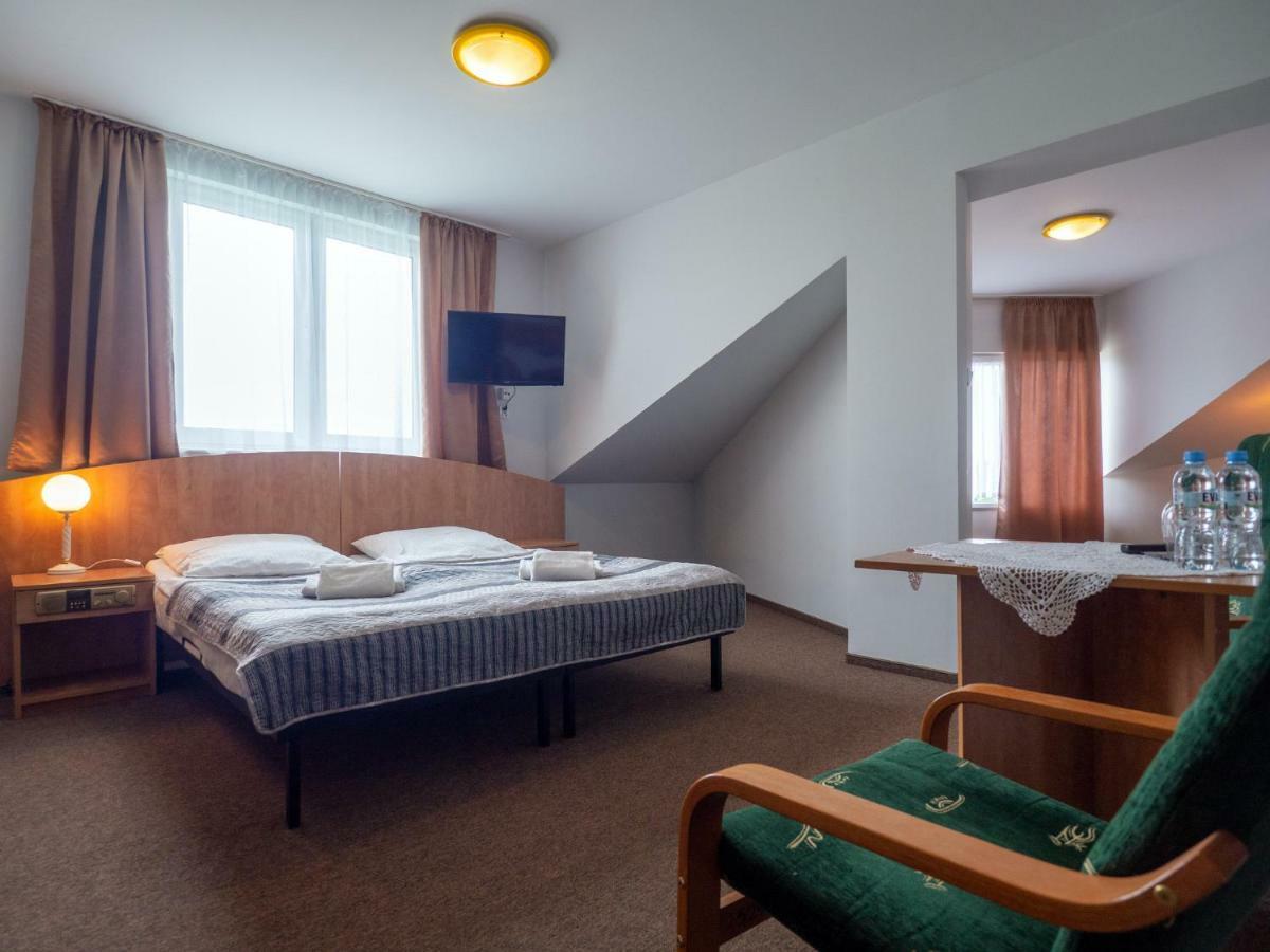 Sajmino Family House Hotel Ostroda Luaran gambar
